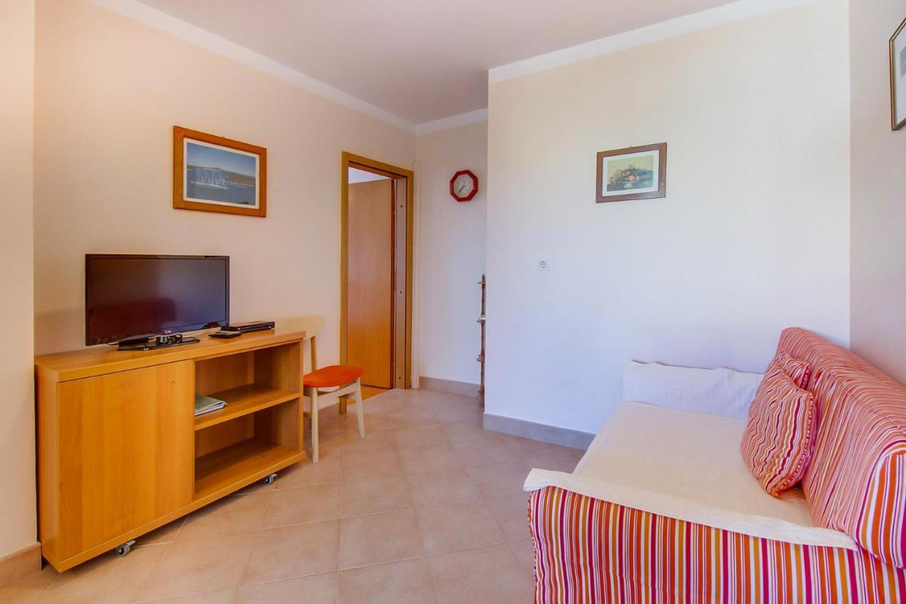 Apartments With A Parking Space Mali Lošinj Eksteriør billede